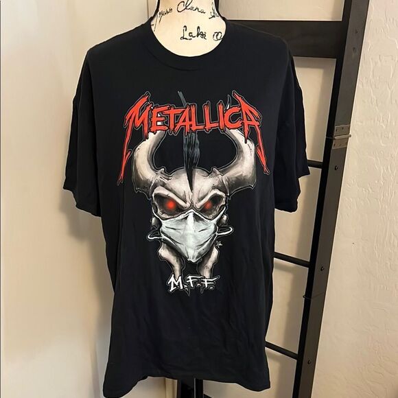 Metallica Band Black Metallica Family Forever Graphic T-Shirt Concert Music - Picture 1 of 8